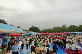 创品牌延链条 资阳雁江围绕小龙虾书写大文章图片