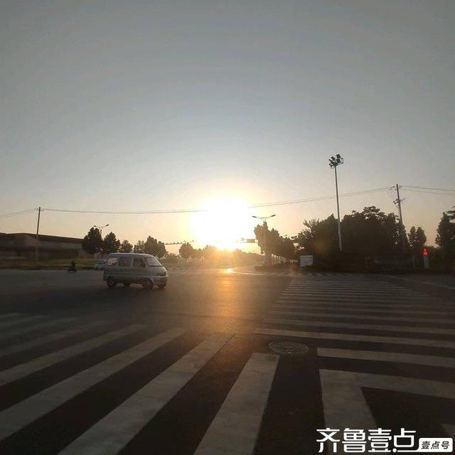 谭天章｜现代诗《秋意》