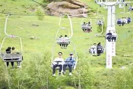 畅游黄花沟图片