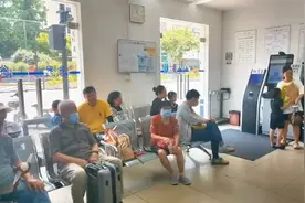 儿童身份证办理迎高峰，警方提醒：照片拍摄有多种途径图片