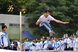 汕头“公民同招”后晒出首份中考成绩单图片