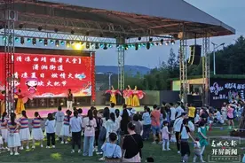 有一种叫云南的生活｜篝火、歌舞、美食……万人齐聚，曲靖这里太“嗨”了！图片
