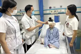 宝宝耳朵没长好？没关系，“再造”一个！图片