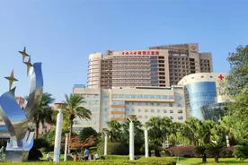 湘雅三医院科主任遭举报违规操作，医学专家解读图片