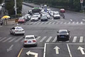 警惕！男孩连点4盘蚊香导致一氧化碳中毒图片