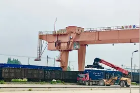 长荆铁路货运量7月份实现双增长图片
