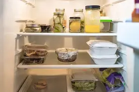 饭菜凉了放冰箱好，还是趁热放好？真相竟是……图片