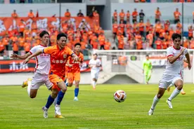 中国足协U-21联赛第二阶段日照赛区比赛开赛图片