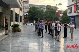 溆浦县低庄镇：开展城区夜市餐饮容貌秩序专项整治 助力优化营商环境图片