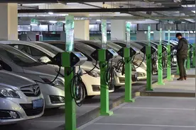 山东将全面落实带薪休假制度 鼓励错峰休假弹性作息促进假日消费图片