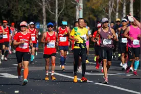 今年北京马拉松，非洲选手继续包揽冠军图片