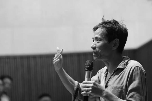 项飙：我们不是不想社交，而是AI让「别人」消失了