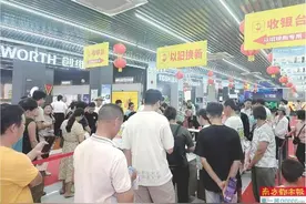 老旧营运货车报废更新 最高补8万元图片