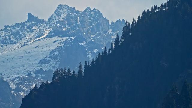 米东区：冰雪仙境免费游！哈熊沟景区的这份安全攻略请收好