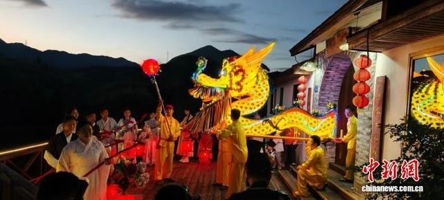 福建大田：非遗进景区 点燃国庆旅游热