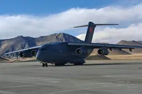 现场画面！运20着陆日喀则定日机场图片