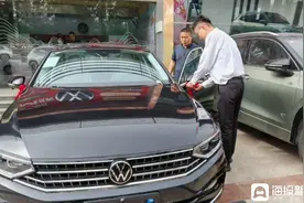 山东车市假期“燃”爆！优惠狂欢，消费者“嗨购”不停图片
