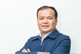 科技劳模符辰建：从一粒种子到万顷良田 初心印在田野间图片