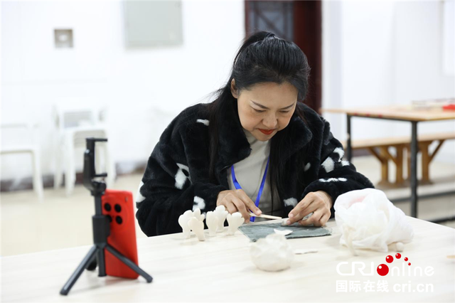 【2025打卡中国】泰国网红陈慕筠的洛阳奇缘：跨越千里的“心灵故乡”