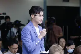 商务部答封面新闻：中越双边贸易额连续3年突破2000亿美元图片