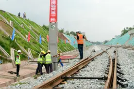 隆黄铁路隆叙段扩能改造工程“四电”施工全面启动图片