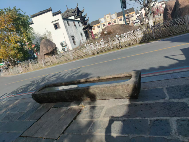 犁桥水镇之石质农具