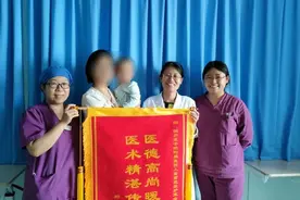 一岁幼儿十楼坠落命悬一线，滨医附院多学科全力抢救终于转危为安图片