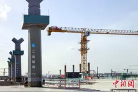 裸露钢结构助力太原机场三期改扩建工程呈现建筑之美图片