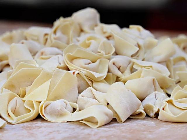 威海人气最旺的早市之一，连游客都说“必打卡”！