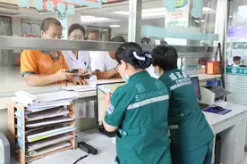 威海好护士丨荣静：28载坚守一线 用专业与温暖守护生命图片