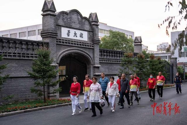 沈阳“九·一八”历史博物馆迎来参观客流高峰：观看展览 铭记历史