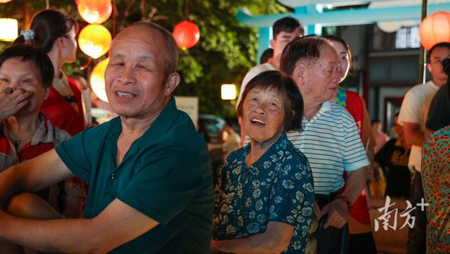 图集|七夕夜，“和美新江”的浪漫正在加载中……