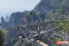 【长假安全小锦囊】湖南省文旅厅提醒：科学规划路线，错峰出行图片