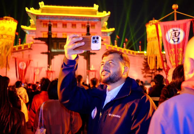 一秒穿唐！长安盛礼迎接世界嘉宾