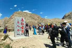 端午假期新疆接待游客568.58万人次图片