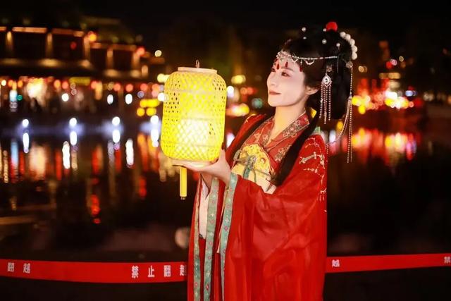 十一期间，这条路线又好又划算，广电推荐路线千年古都洛阳两日游开启