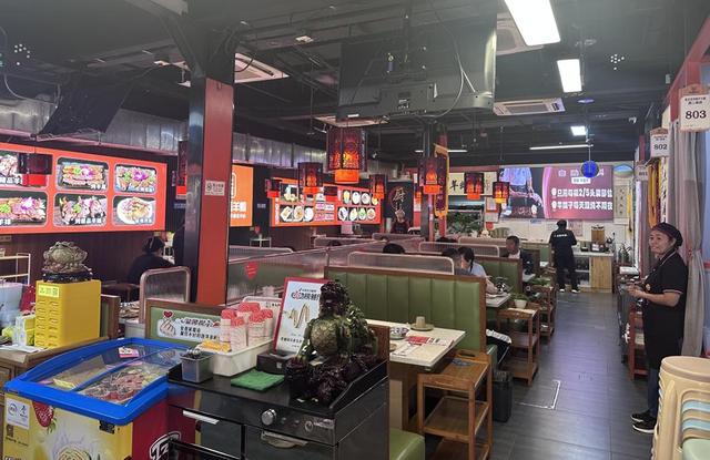 “栾留伟英雄店”的人间烟火：人心不凉，我们记得