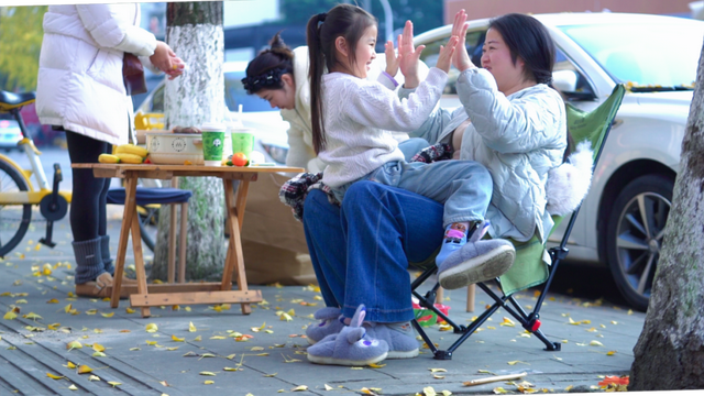 落叶缓扫！在什邡邂逅初冬的“杏”好时光