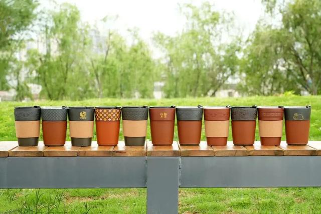 钦州坭兴陶作品斩获2025中国特色旅游商品大赛银奖