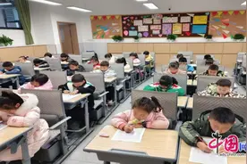 “语”你同行，乐享“文”趣 宜宾中山街小学举办第四届语文节活动图片