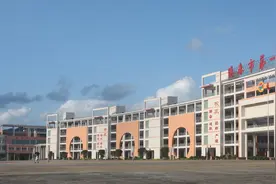 南方深读丨阳春：一支优秀的教师队伍，是怎样“炼”成的？图片