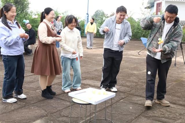 青春集结！通江青年 “恋” 上耳乡的浪漫时刻