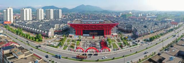 春天追花，冬日摘柚，这个小城是懂浪漫的！