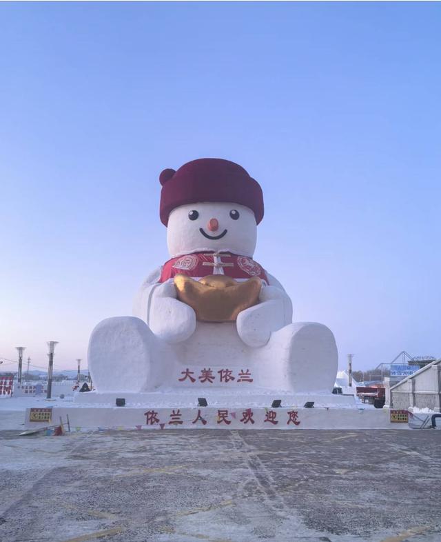 哈尔滨雪人天团营业，把冬天甜成棉花糖