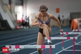 冲上巴黎紫色跑道的吴艳妮：输了又怎样，继续战斗就是｜封面专访图片