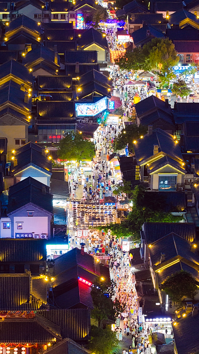 日照的“新市井”：烟火气里长出文艺感