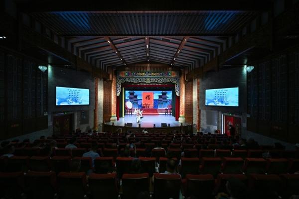 老戏台变新舞台 白市驿川剧院打造“非遗＋潮玩”的文旅新地标