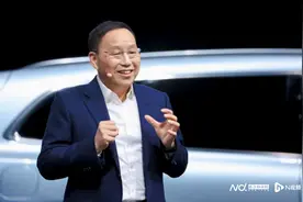 赛力斯张兴海内部信立目标，问界何以锚定豪华？图片