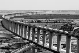 坐上大西高铁 触摸一路繁花图片