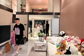 小情侣长沙打拼6年买下百万新房！中秋节搬进新家，长假期间办婚礼图片